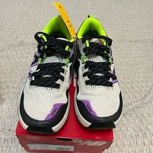 New Balance Fresh Foam X Hierro v7  trail running Shoes women’s size 7